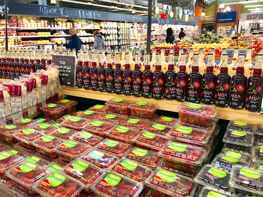 Grocery Store «Whole Foods Market», reviews and photos, 427 Walnut St, Lynnfield, MA 01940, USA