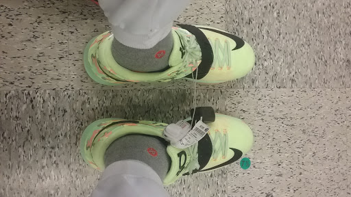 Clothing Store «Ross Dress for Less», reviews and photos, 249 Deane Dr, Rockford, IL 61107, USA