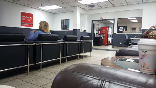 Toyota Dealer «Stephen Toyota», reviews and photos, 1069 Farmington Ave, Bristol, CT 06010, USA