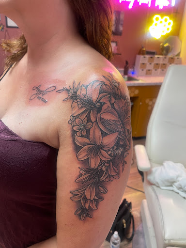 Explore american tattoo ideas, creative tattoo ideas in Clintonville, available at Honey Heart Tattoo