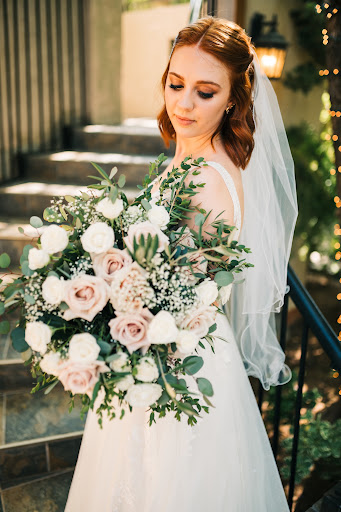 Beauty Salon «ISH Salon», reviews and photos, 4025 E Chandler Blvd, Phoenix, AZ 85048, USA
