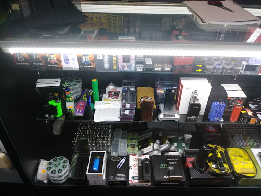 Tobacco Shop «407 Smoke Shop», reviews and photos, 4316 Curry Ford Rd, Orlando, FL 32806, USA