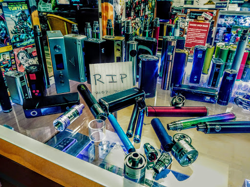 Vaporizer Store «Smoke Shop Inc - Vapor and Glass», reviews and photos, 4900 W Atlantic Blvd #5, Margate, FL 33063, USA