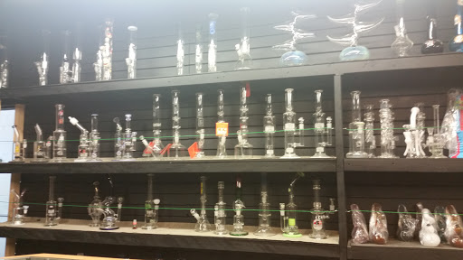 Tobacco Shop «Starbuzz Smoke Shop», reviews and photos, 668 Soscol Ave, Napa, CA 94559, USA