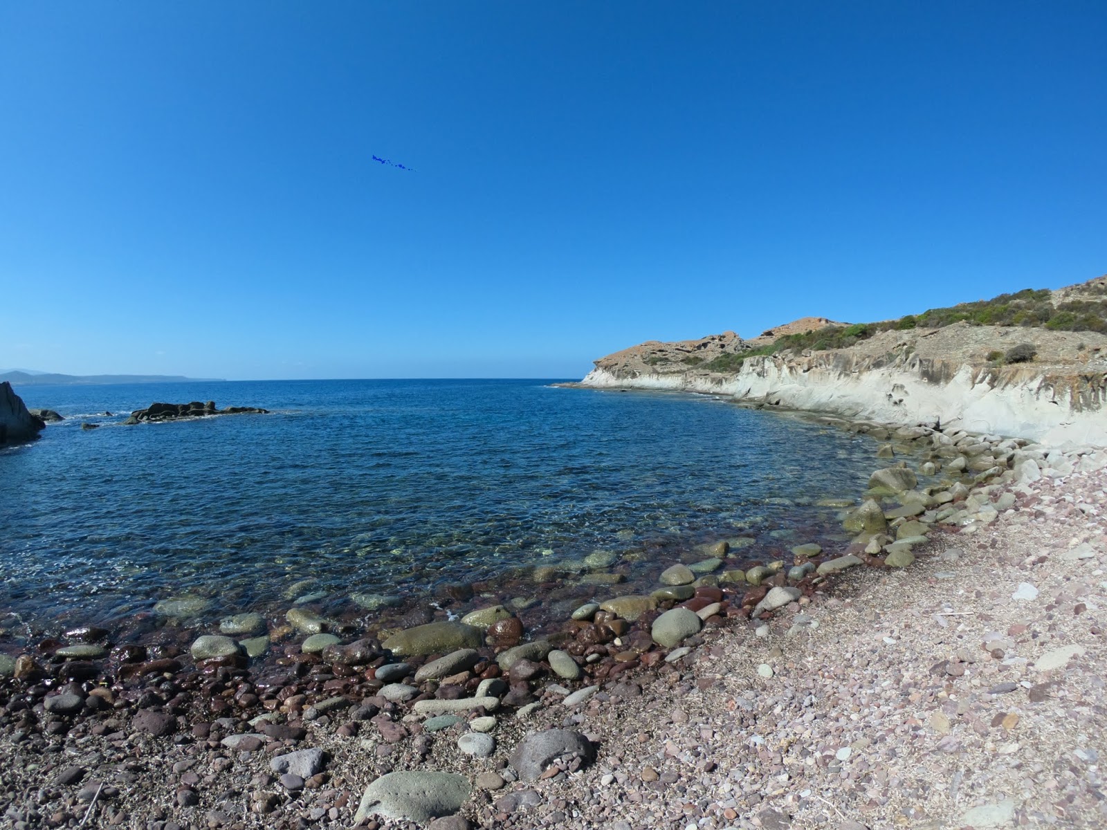 Foto di Cala Sa Codulera Beach con baia piccola