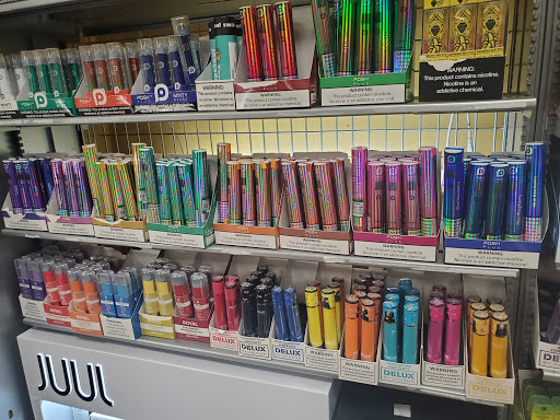 Tobacco Shop «Shorewood Tobacco & Cigar», reviews and photos, 720 Cottage St, Shorewood, IL 60404, USA