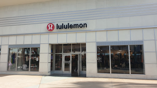 Sportswear Store «lululemon», reviews and photos, 846 Lincoln Rd #1a, Miami Beach, FL 33139, USA