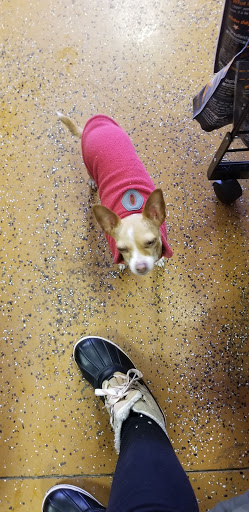 Tack Shop «J & T Country Feeds Inc», reviews and photos, 4835 W 10th St, Greeley, CO 80634, USA