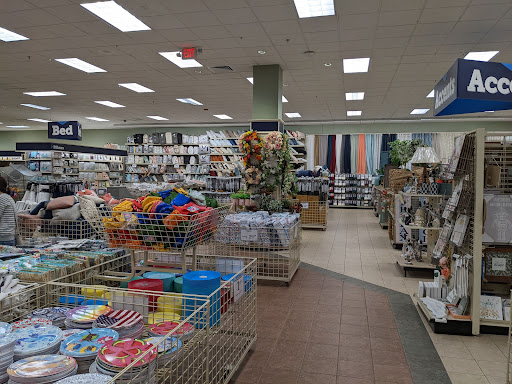 Home Goods Store «Christmas Tree Shops», reviews and photos, 340 Patriot Pl, Foxborough, MA 02035, USA