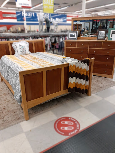 Thrift Store «The Salvation Army Family Store & Donation Center», reviews and photos, 6341 S 27th St, Franklin, WI 53132, USA