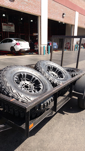 Tire Shop «Discount Tire Store - Lebanon, TN», reviews and photos, 613 S Cumberland St, Lebanon, TN 37087, USA