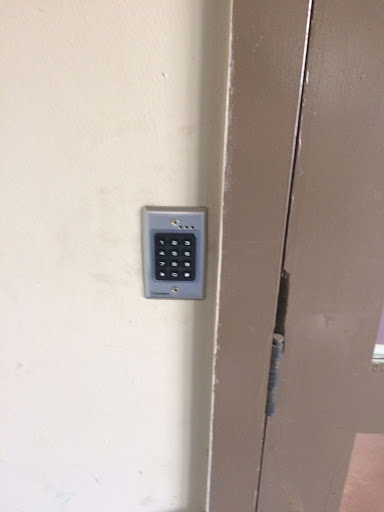 Locksmith «Texas Premier Locksmith», reviews and photos, 6959 Arapaho Rd #108, Dallas, TX 75248, USA