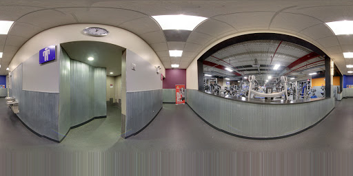 Health Club «Crunch - Staten Island», reviews and photos, 364 Bay St, Staten Island, NY 10301, USA