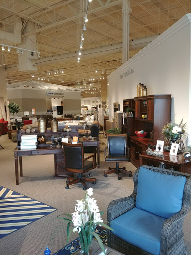 Furniture Store «Ashley HomeStore», reviews and photos, 2655 NW Federal Hwy, Stuart, FL 34994, USA