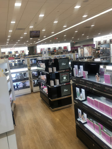 Cosmetics Store «Ulta Beauty», reviews and photos, 3839 Emery St #200, Emeryville, CA 94608, USA