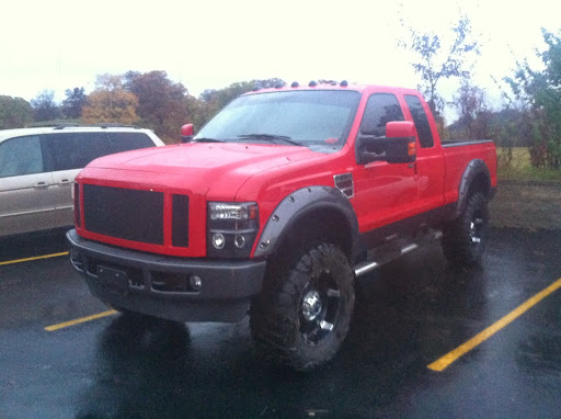 Towing Service «B & B Auto Center», reviews and photos, 2309 N Ringwood Rd, McHenry, IL 60050, USA