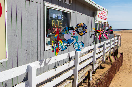 Beach Pier Gift Shop