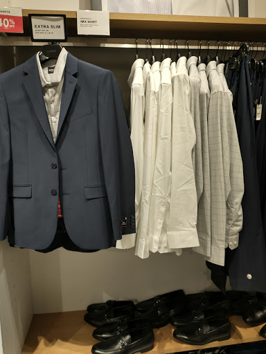 Clothing Store «Express», reviews and photos, 1400 Willowbrook Mall, Wayne, NJ 07470, USA