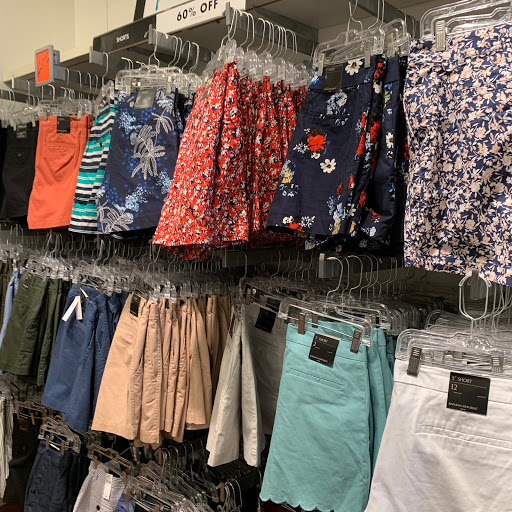 Clothing Store «Banana Republic», reviews and photos, 820 W Stacy Rd, Allen, TX 75013, USA