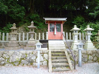 六柱神社