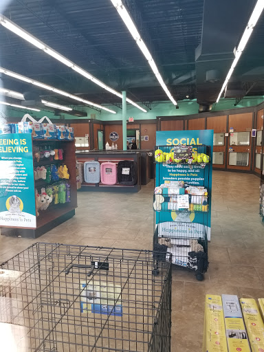Pet Store «Happiness Is Pets Vi», reviews and photos, 616 E Roosevelt Rd, Lombard, IL 60148, USA