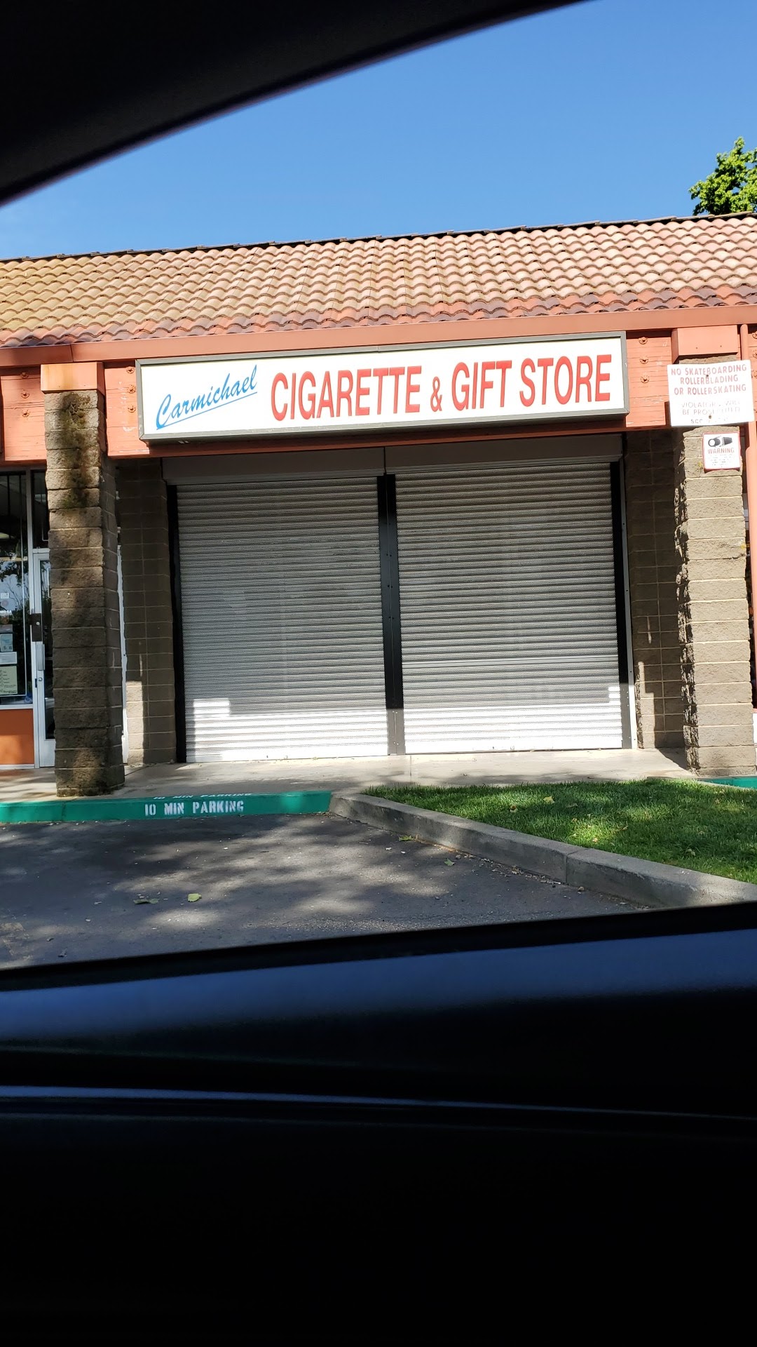 Carmichael Cigarettes And Gifts