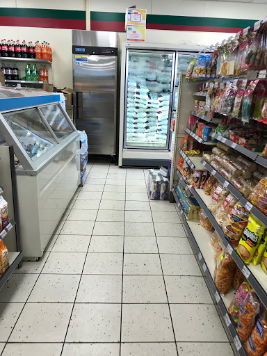 Convenience Store «7-Eleven», reviews and photos, 975 Rollins Rd, Burlingame, CA 94010, USA