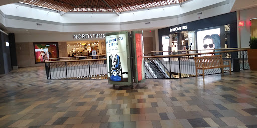 Department Store «Nordstrom Beachwood Place», reviews and photos, 26200 Cedar Rd, Beachwood, OH 44122, USA