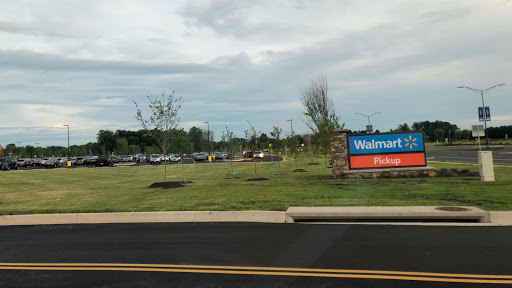 Discount Store «Walmart», reviews and photos, 950 Edwards Ferry Rd NE, Leesburg, VA 20176, USA