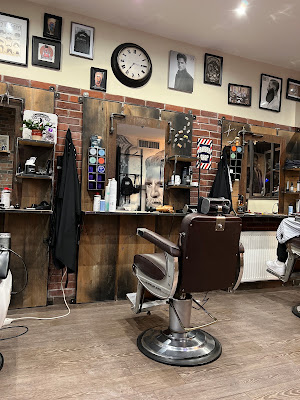 Le Barbier de sa Ville à Compiègne