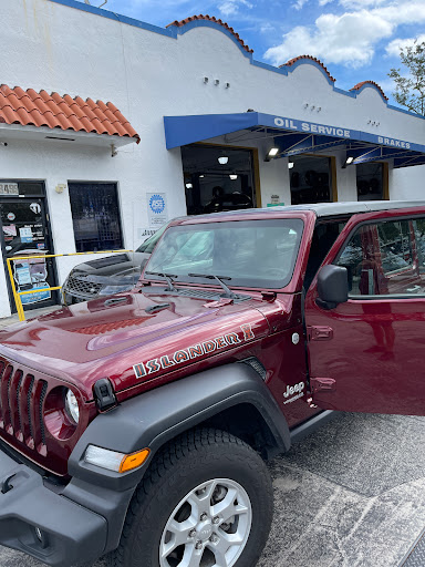 Auto Repair Shop «Skylake Auto Center LLC», reviews and photos, 18499 NE 19th Ave, North Miami Beach, FL 33179, USA