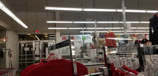 Thrift Store «Volunteers of America Thrift Store– Brunswick», reviews and photos