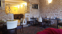 Atmosphère du Restaurant français La Terrasse à Cormatin - n°4