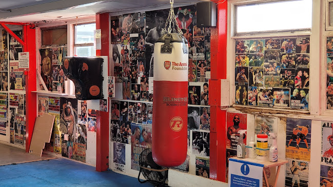 Comments and reviews of Islington Boxing Club