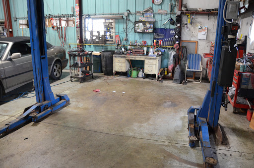 Car Repair and Maintenance «Village Tire & Auto», reviews and photos, N 172 W 12185 Division Rd, Germantown, WI 53022, USA