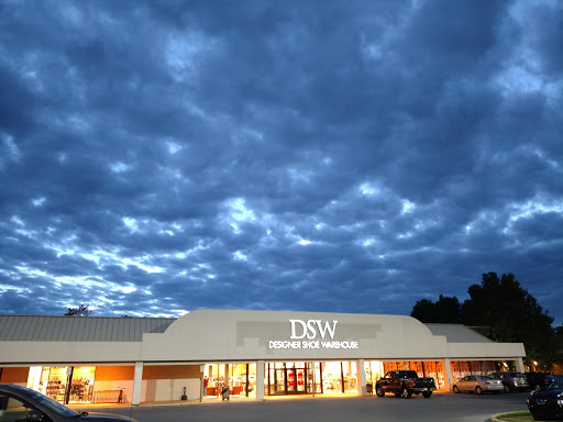 Shoe Store «DSW Designer Shoe Warehouse», reviews and photos, 940 Plaza Blvd, Lancaster, PA 17601, USA