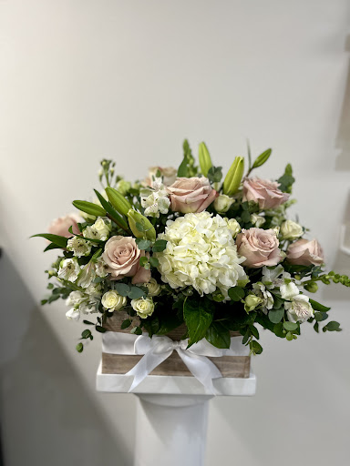 Florist «Lake Forest Floral Design», reviews and photos, 21771 Lake Forest Dr #106, Lake Forest, CA 92630, USA