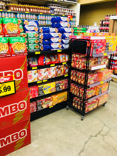 Grocery Store «Grocery Outlet Bargain Market», reviews and photos, 80 E Washington St, Petaluma, CA 94952, USA