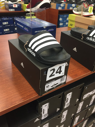 Shoe Store «Shoe City - Riverside», reviews and photos, 3535 Tyler St A3, Riverside, CA 92503, USA