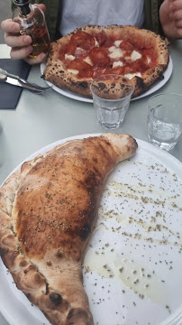 Calzone du Restaurant italien Faggio Pizzeria à Paris - n°6