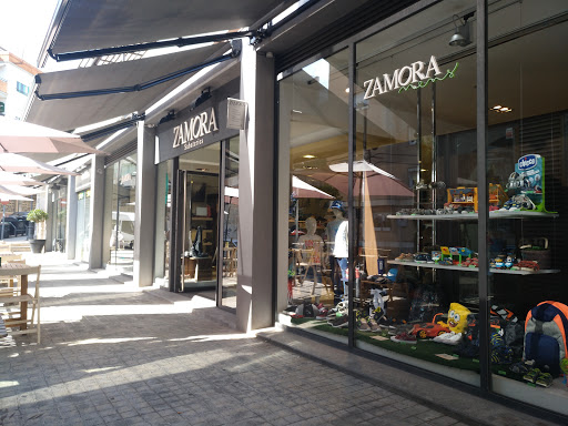 Zamora Shop - Zapatería De Señora Caballero Y Niño (Masnou)