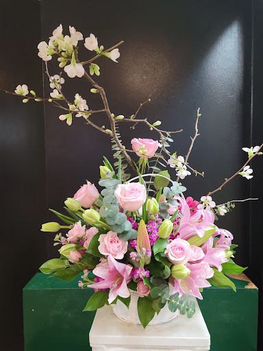 Florist «Joyce Florist», reviews and photos, 3 Washington St, Tenafly, NJ 07670, USA