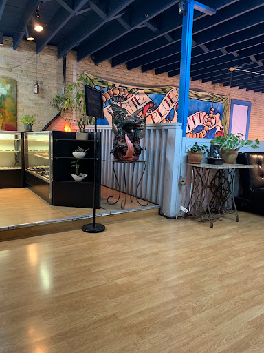 Tattoo Shop «True Blue Tattoo», reviews and photos, 607 Red River St, Austin, TX 78701, USA