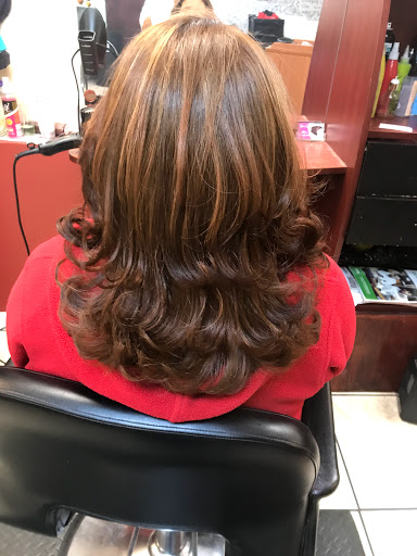 Beauty Salon «Tijeras Latinas Beauty Salon», reviews and photos, 115 Bloomfield Ave, Newark, NJ 07104, USA