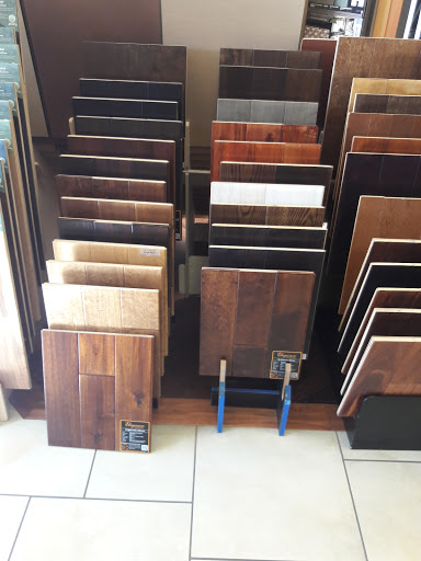 Flooring store Corona