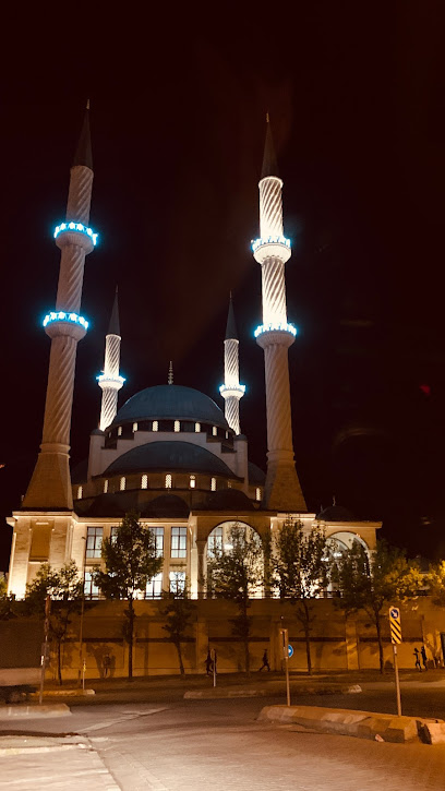 Büyük Osmanlı Camii