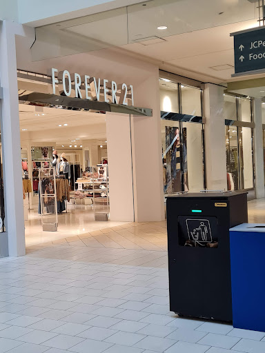 Shopping Mall «Queens Center», reviews and photos, 90-15 Queens Blvd, Elmhurst, NY 11373, USA