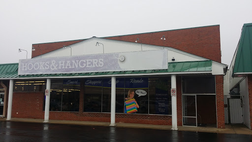 Thrift Store «Hooks & Hangers II», reviews and photos, 29940 Three Notch Rd, Charlotte Hall, MD 20622, USA