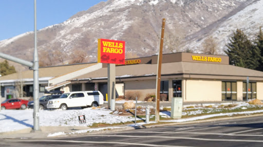 Shopping Mall «Olympus Hills Shopping Center», reviews and photos, 3536 Jupiter Dr, Salt Lake City, UT 84124, USA