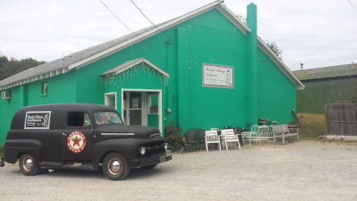 Useful Things Antiques & Collectibles Store, 11 Crenshaw Ln, Coxs Creek, KY 40013, USA, 